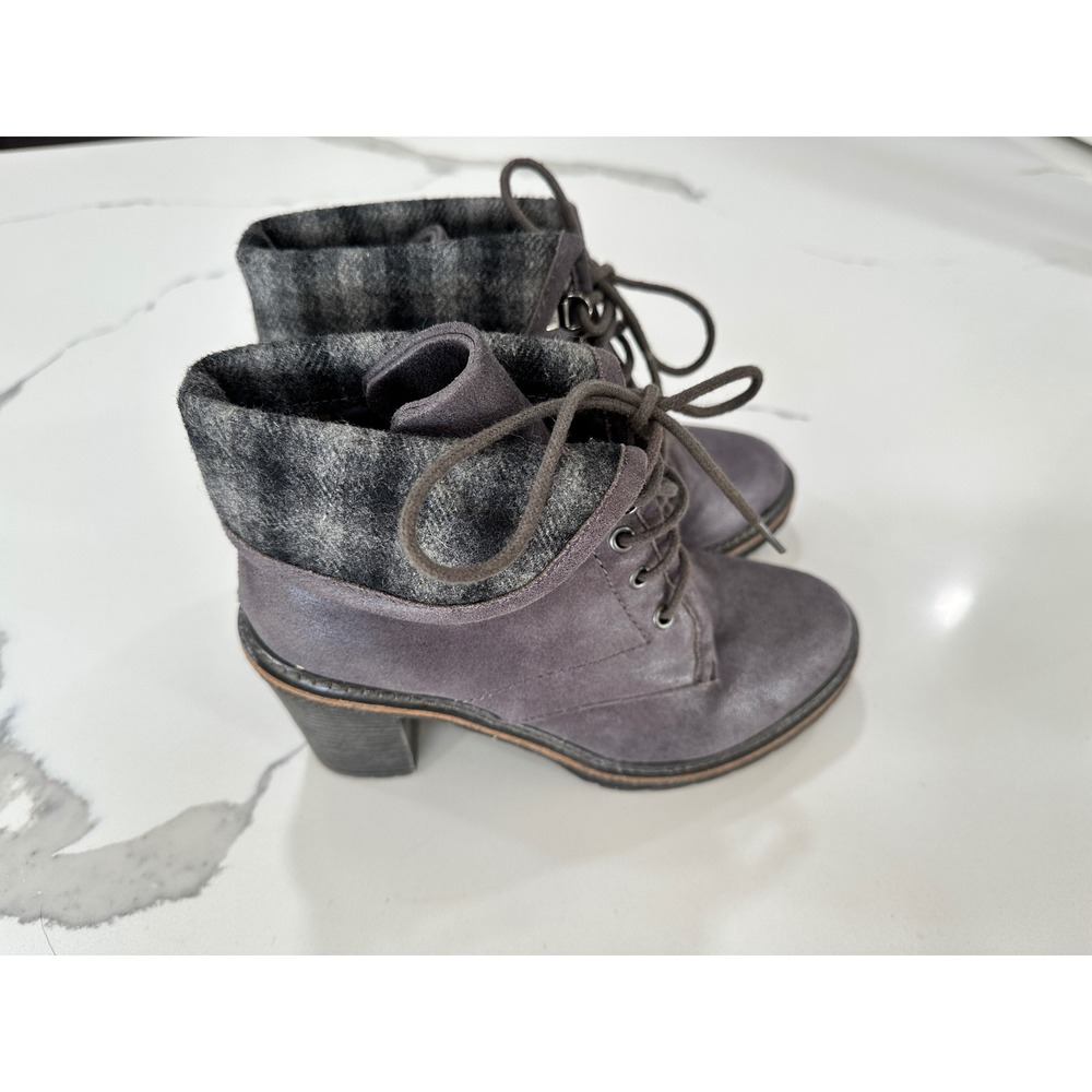 Charcoal Gray Suede Lace Up Ankle Boots Plaid Cuff 6.5M